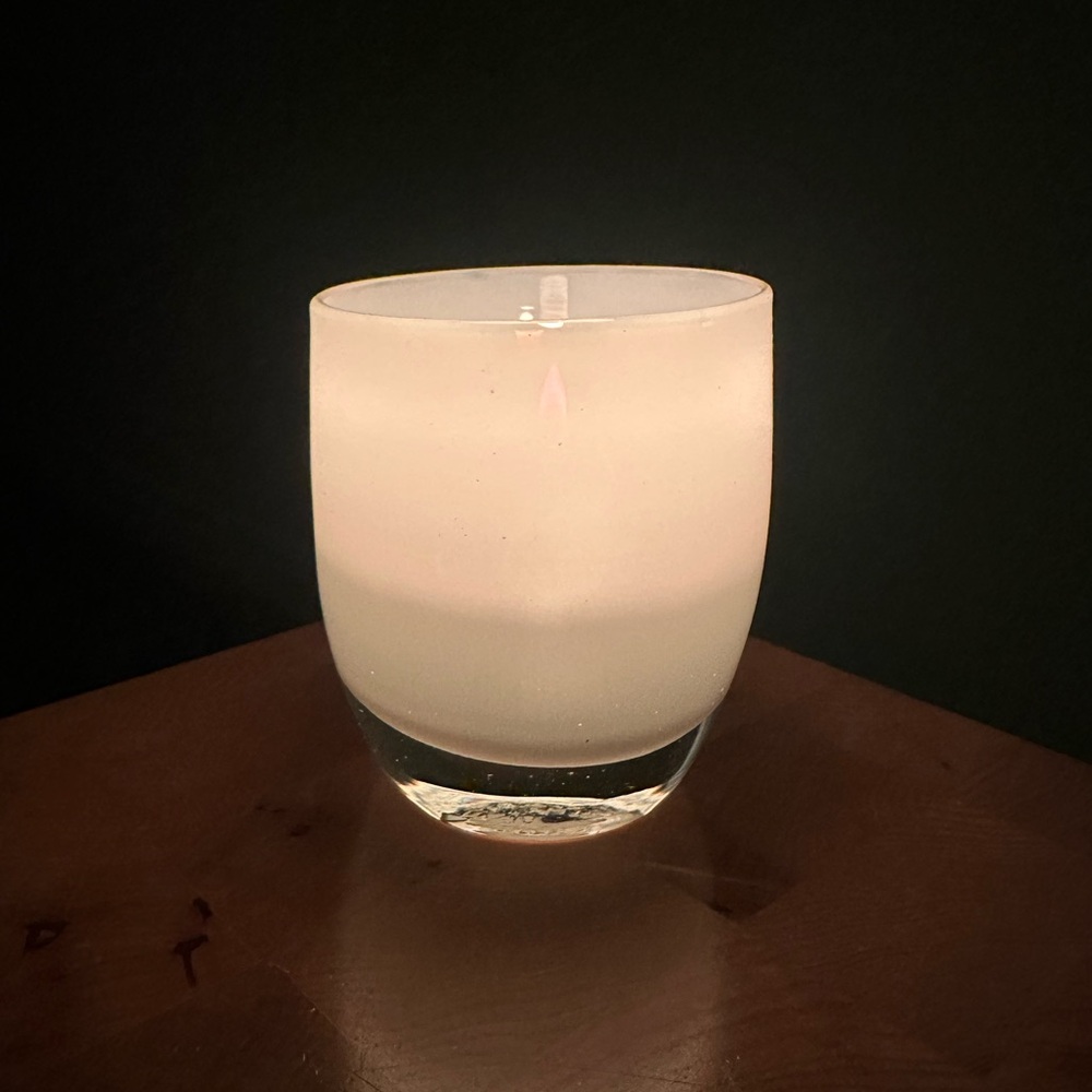 GLASSYBABY HANDBLOWN! MINT! WHITE! LOOKS LIKE "HOPE" IYKYK Circa 2023 $50 OBO